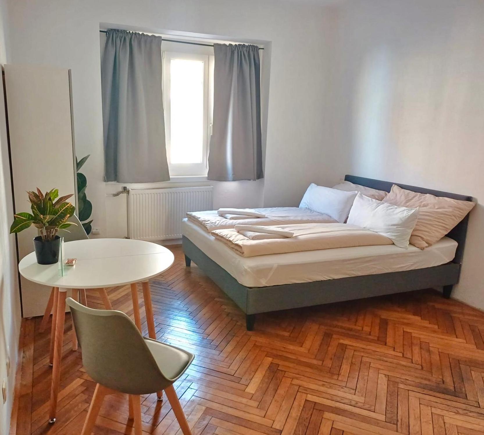 Apartment Lerchenfelder Strasse Vienna Luaran gambar
